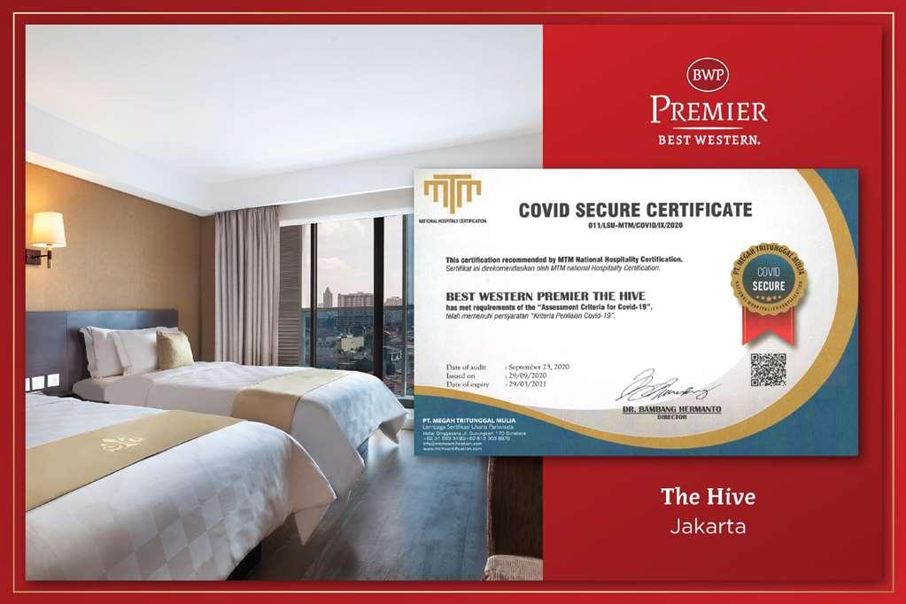 Best Western Premier The Hive Джакарта Екстериор снимка