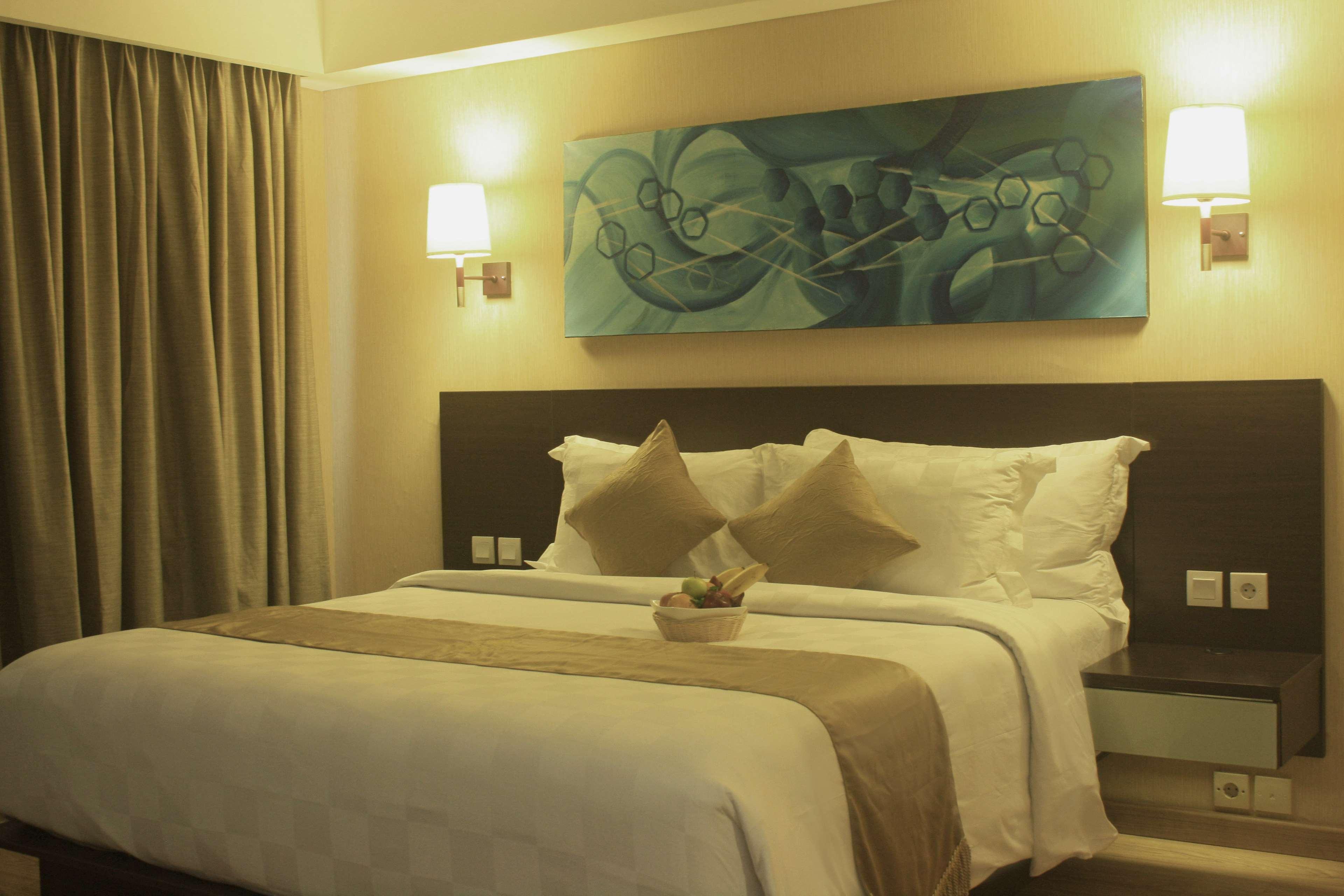 Best Western Premier The Hive Джакарта Екстериор снимка
