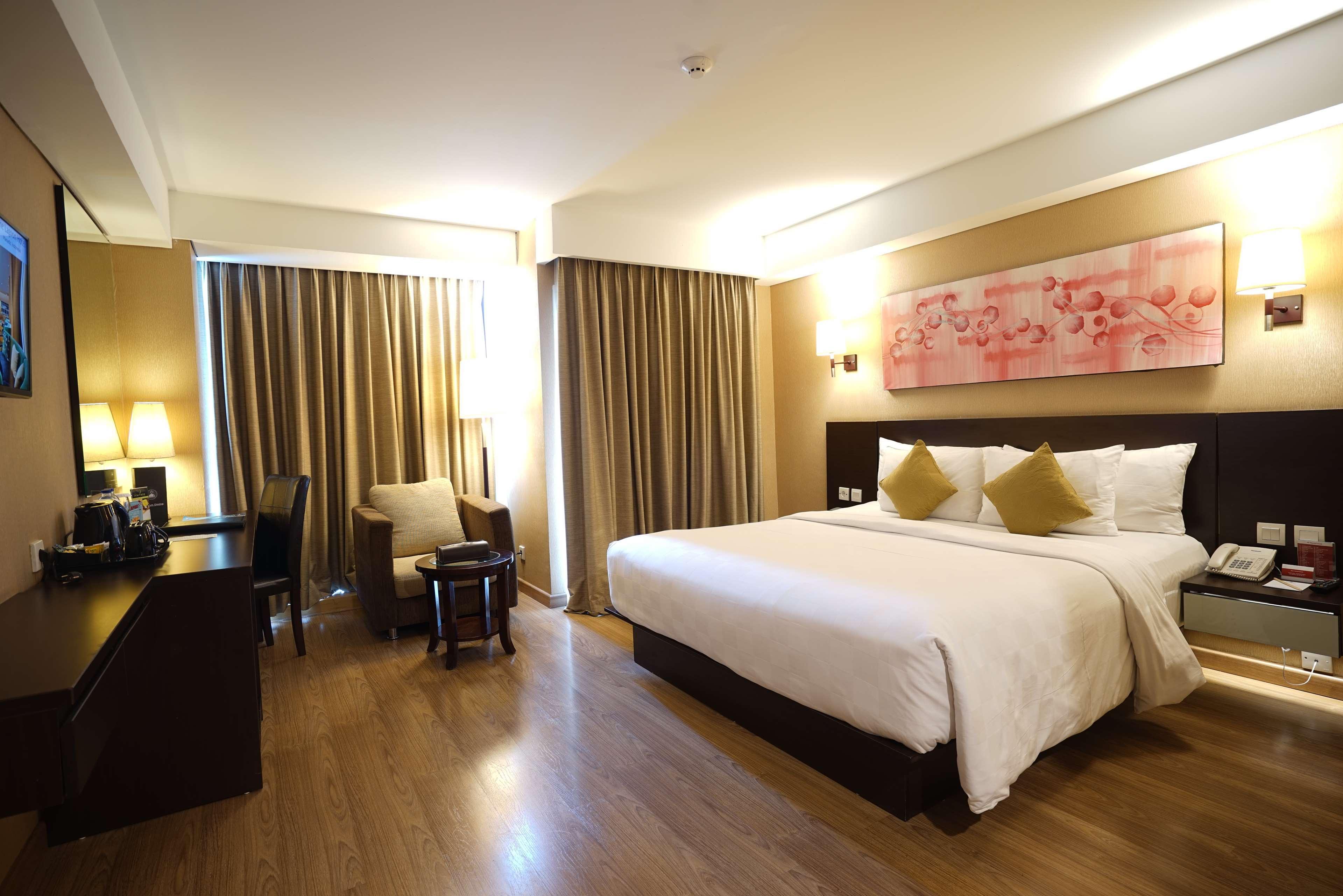 Best Western Premier The Hive Джакарта Екстериор снимка