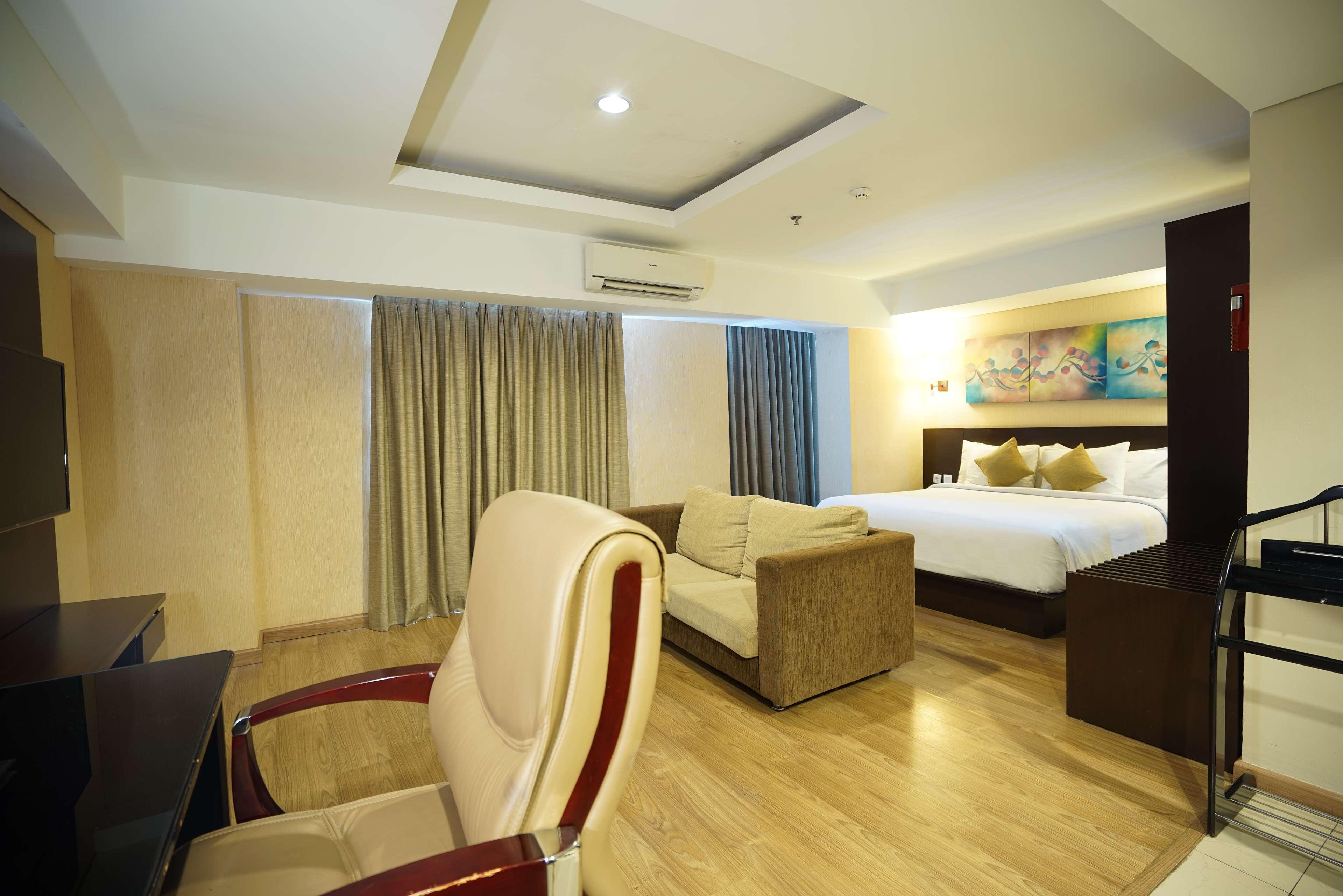 Best Western Premier The Hive Джакарта Екстериор снимка