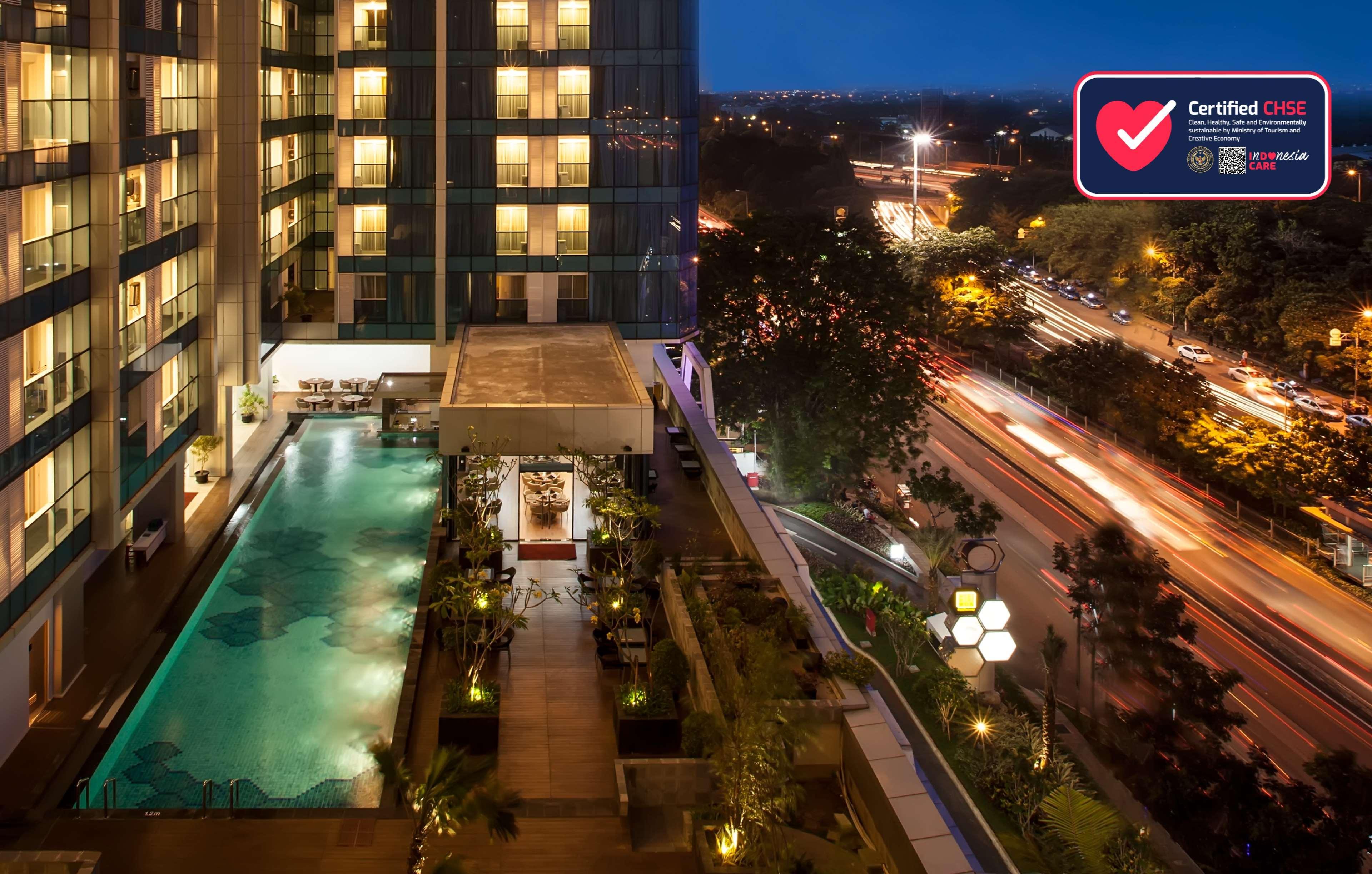 Best Western Premier The Hive Джакарта Екстериор снимка