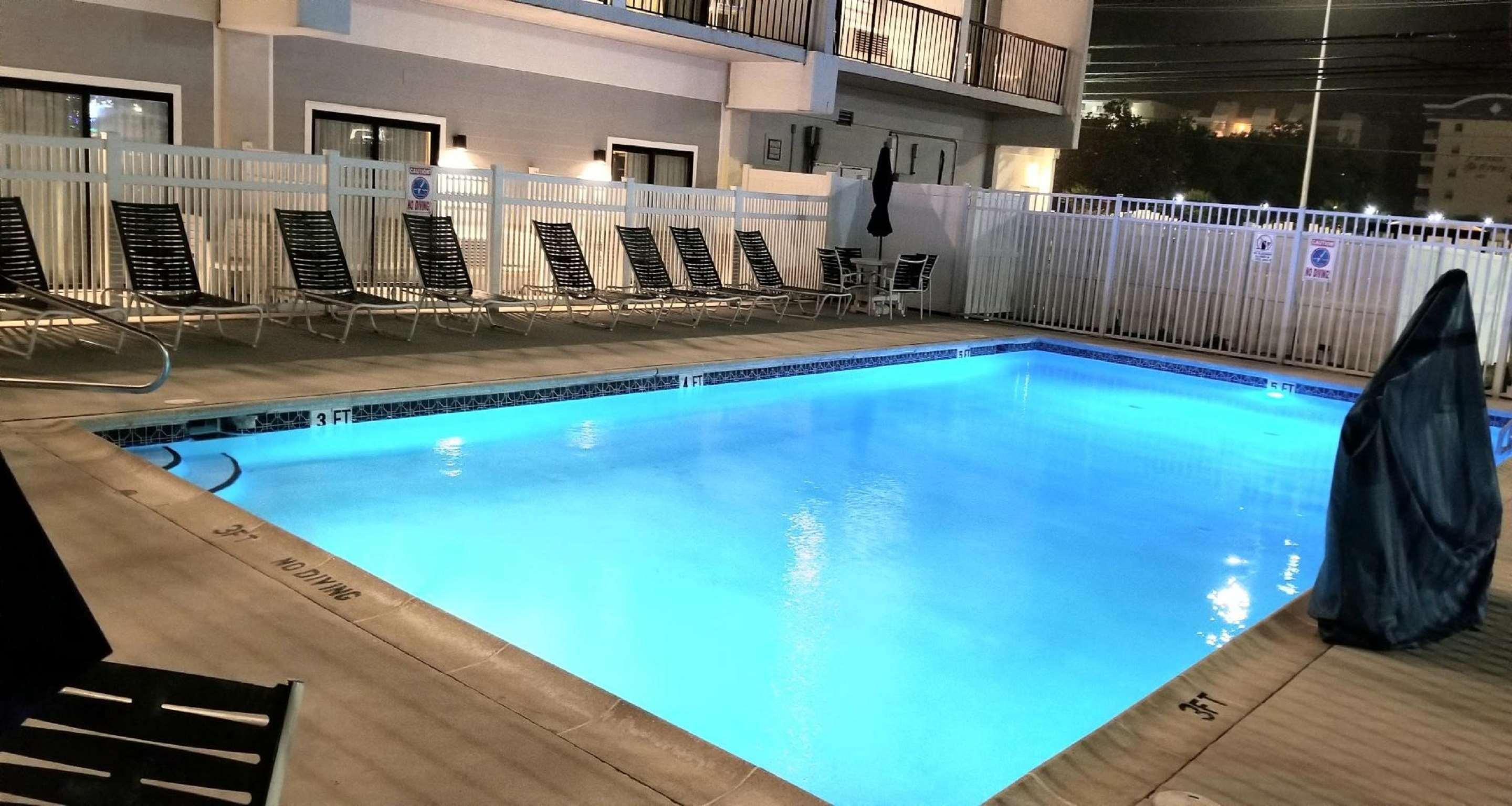 Best Western Premier The Hive Джакарта Екстериор снимка