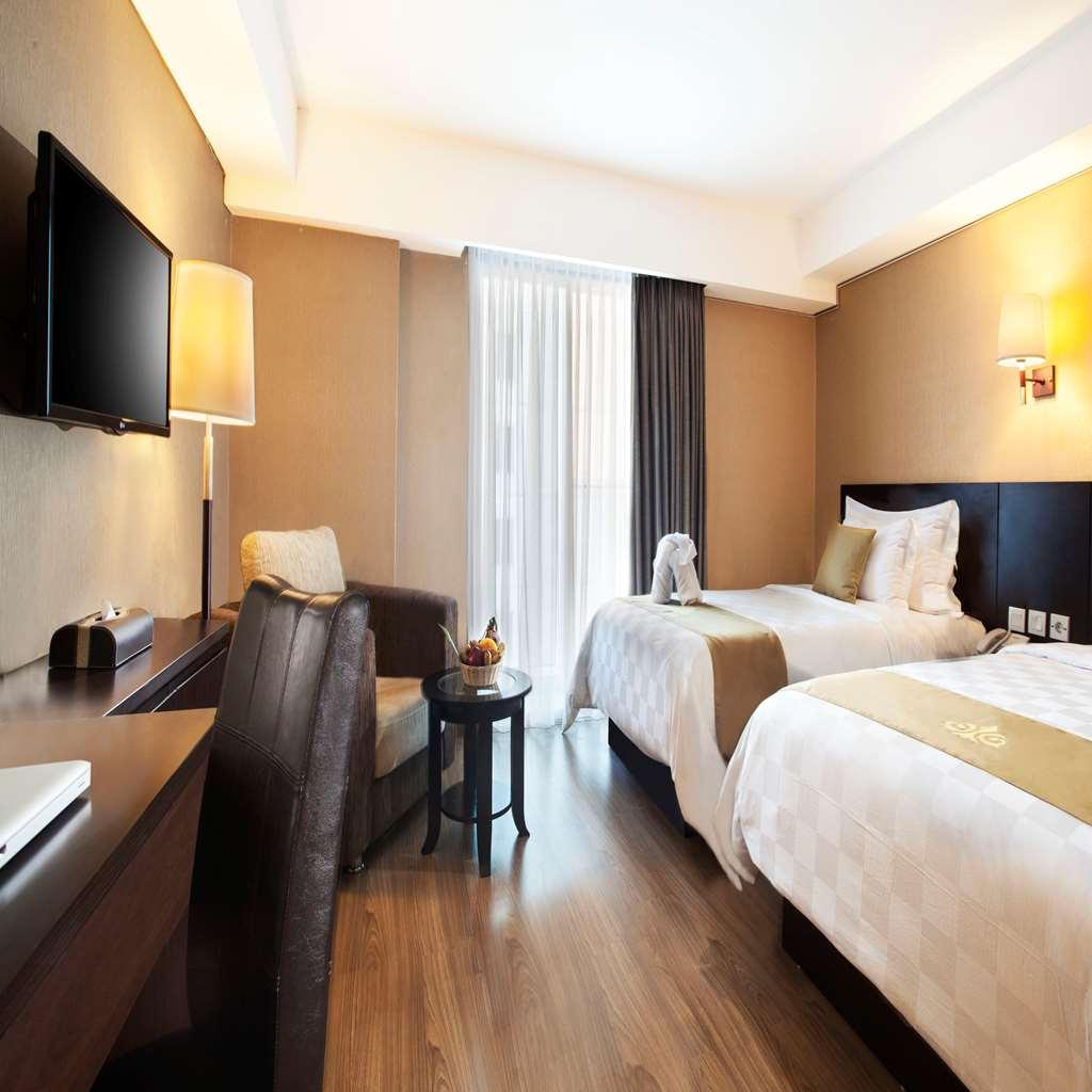 Best Western Premier The Hive Джакарта Стая снимка