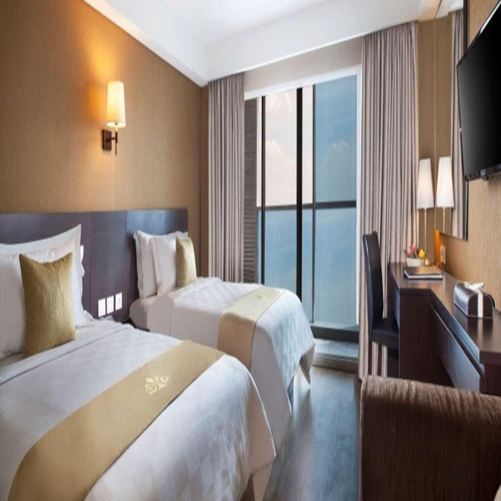 Best Western Premier The Hive Джакарта Стая снимка